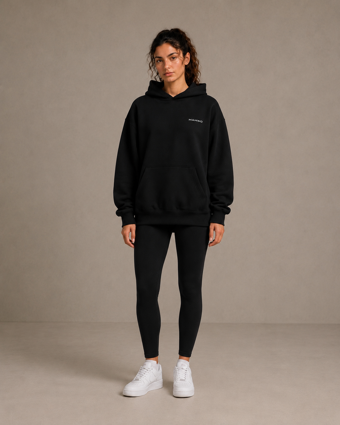 MAHWO Black Oversize Hoodie